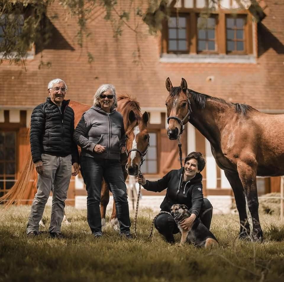 Relais Equestre Du Miloir - Chambres D'Hotes Saint-Desir ภายนอก รูปภาพ