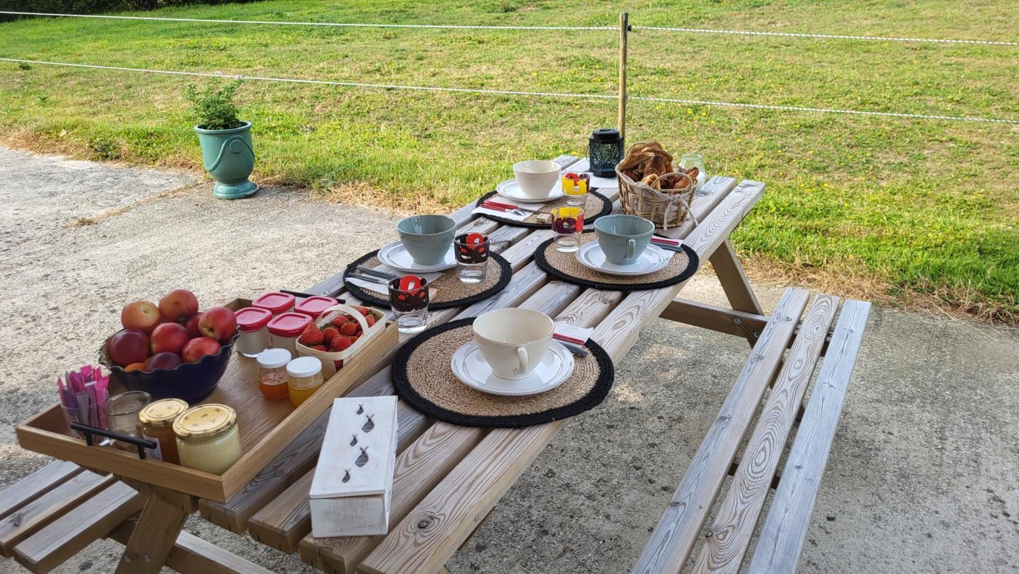 Relais Equestre Du Miloir - Chambres D'Hotes Saint-Desir ภายนอก รูปภาพ